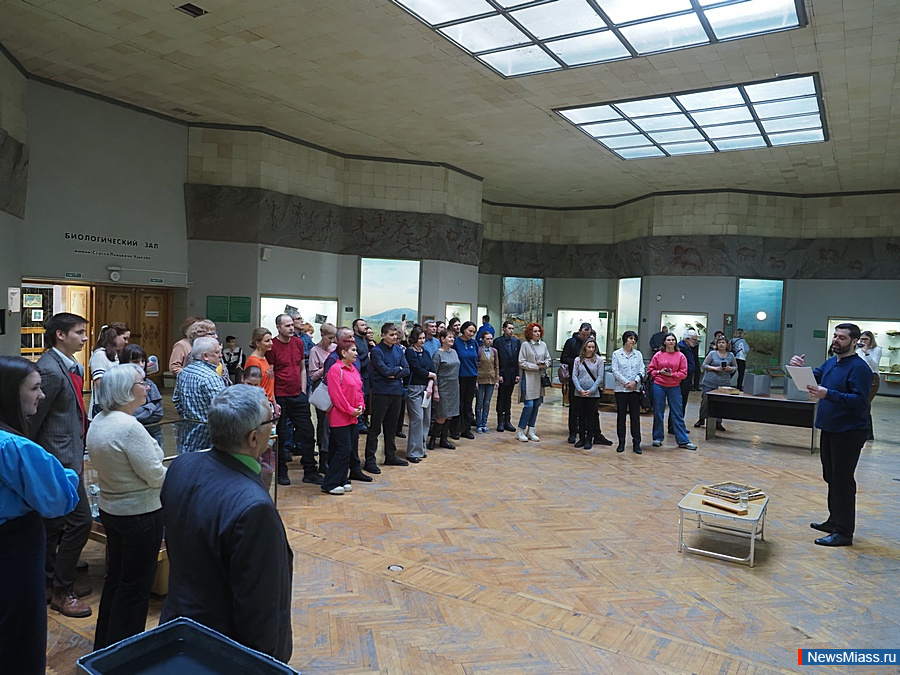 " -       ".     -,   -