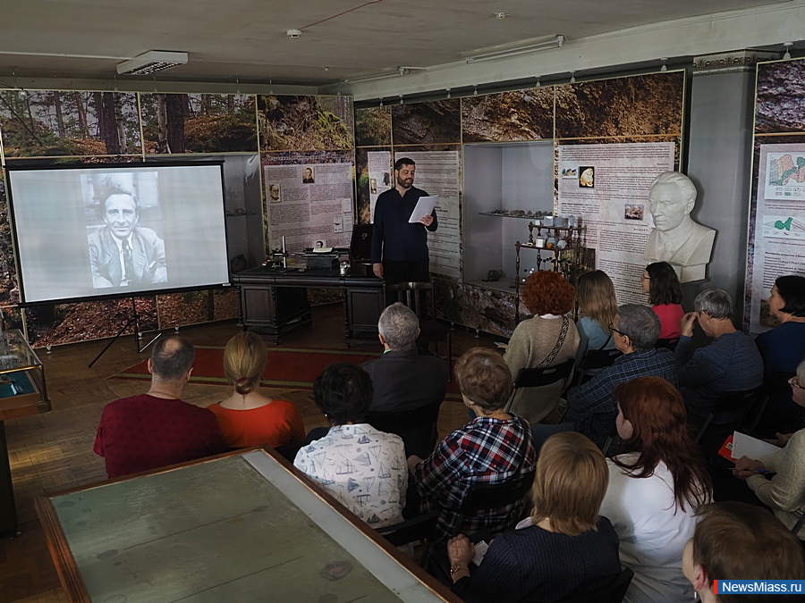 " -       ".     -,   -