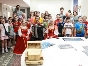 �� "����" ���������� ��������� �������� ������������� �������