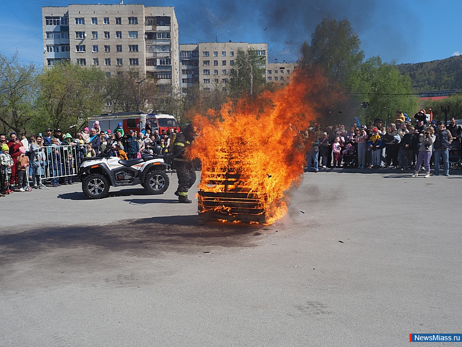 � ������ �������� ������ �������� ������ ������. � ����� 375-����� ������ �� ����������� ������� ������ ��������� ��������� ��������