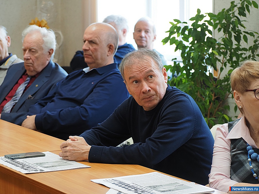    ..     .     ..  " "  35 