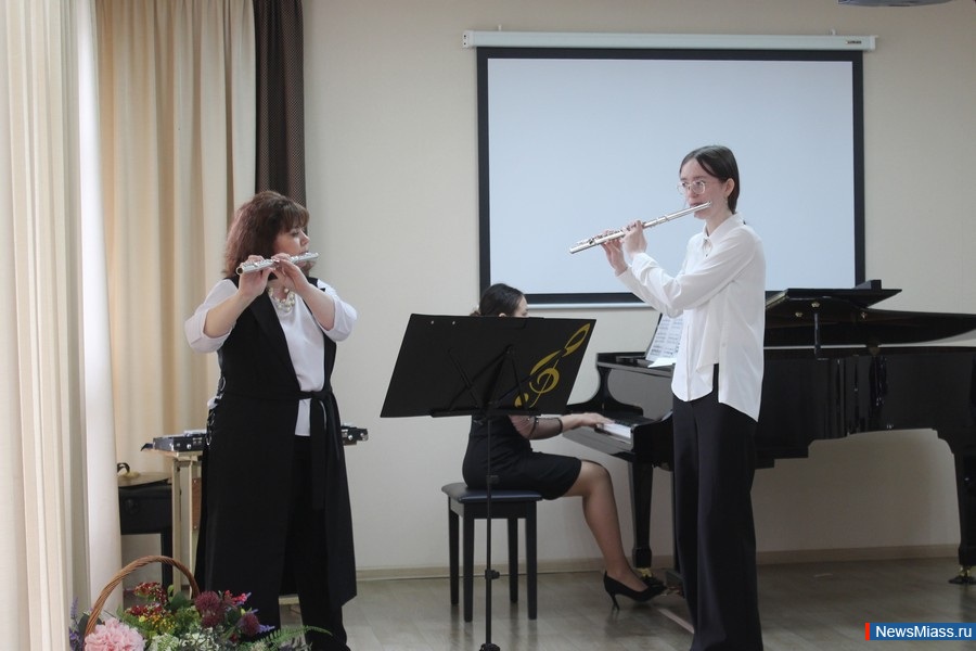 ���� ��������� ������ ����� �������� �������� TUTTI. � ������ ��������� ������� ������������ �� ����������� ������������ TUTTI