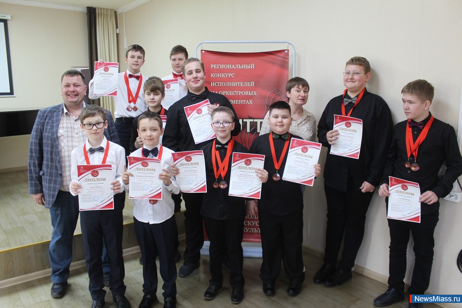       TUTTI.         TUTTI