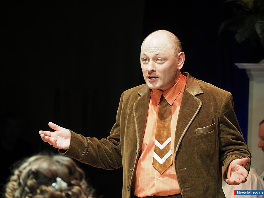 ������� ������ ������� "����� � �������" � �������-������� "������". ����� ��������� �������� �������� ������������ ���������� ����� ������� � �������