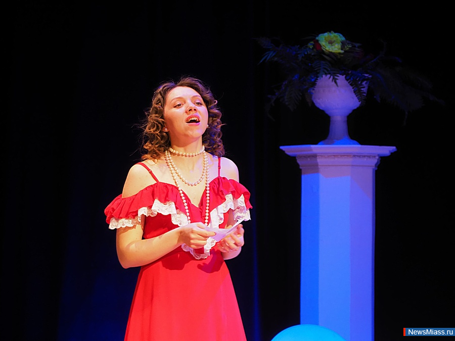 ������� ������ ������� "����� � �������" � �������-������� "������". ����� ��������� �������� �������� ������������ ���������� ����� ������� � �������