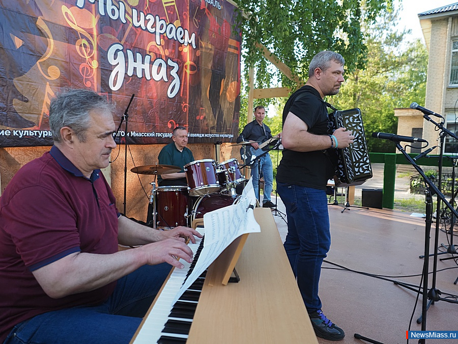 ����� ����� � ������ ����. ��������� "�� ������ ����!" ����� ������ � ������ ������������ � ����������� ����� ����������� ������