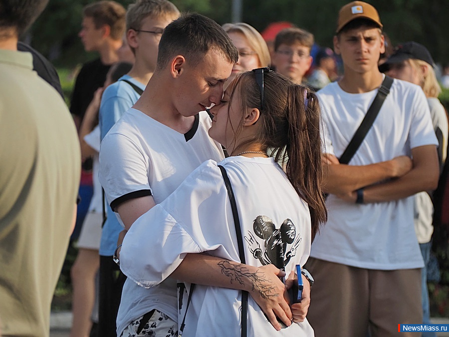 ����� � �������� ������� ���� �������� "������". ��������� "����" ������� ������� ������ ������� ������� � ����� 80-����� �� ��� ������� ������� ����������