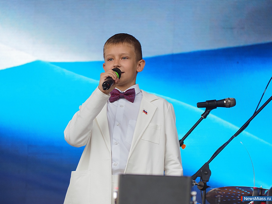 ����� � �������� ������� ���� �������� "������". ��������� "����" ������� ������� ������ ������� ������� � ����� 80-����� �� ��� ������� ������� ����������