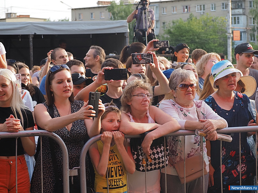 ����� � �������� ������� ���� �������� "������". ��������� "����" ������� ������� ������ ������� ������� � ����� 80-����� �� ��� ������� ������� ����������