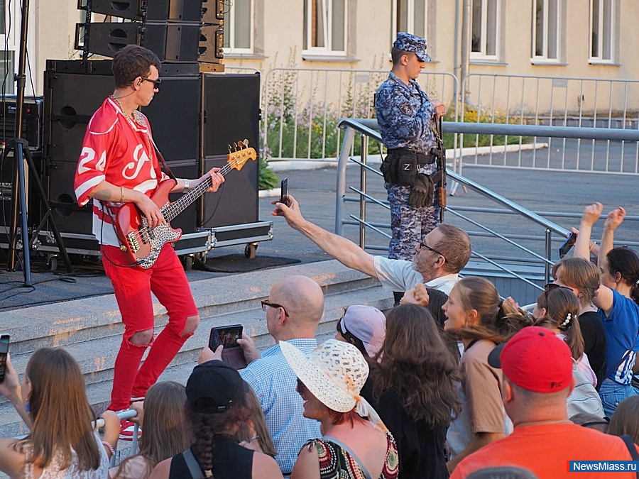 ���������, ����������!. ����� ������ �������� ������ ��������� ���������, ��������������� �� "��� �������" � ����� 65-����� ������� ����������������