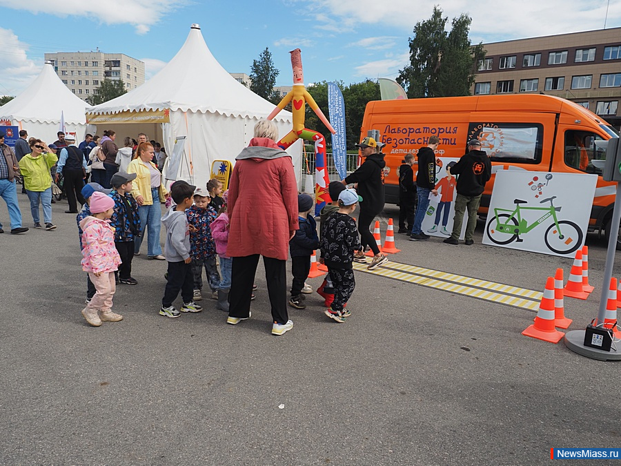     "  -  ".         , , ,     