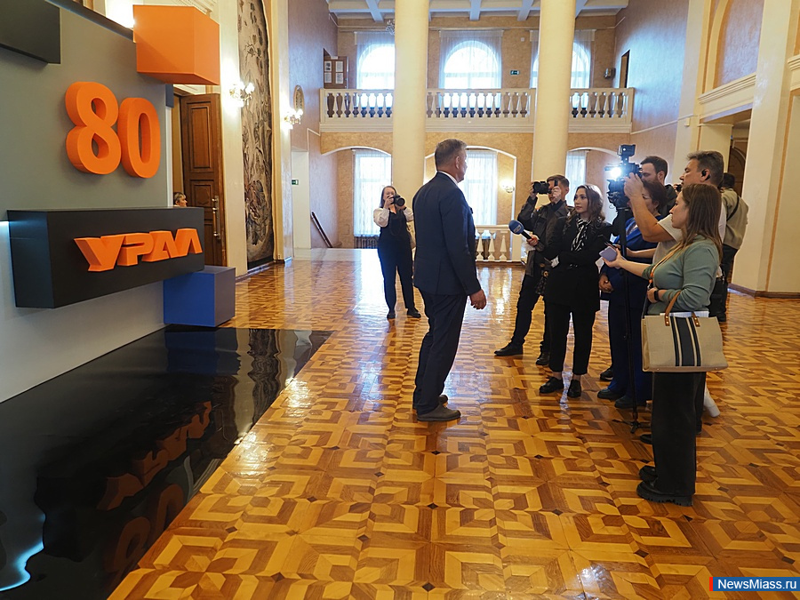 ������������� ������ ������ �������� � ������ � ������. ��������� "����" ����������� ������������ ��� ���������������, �� ������� ��������� ���������� ������� �� ������ �������� ������