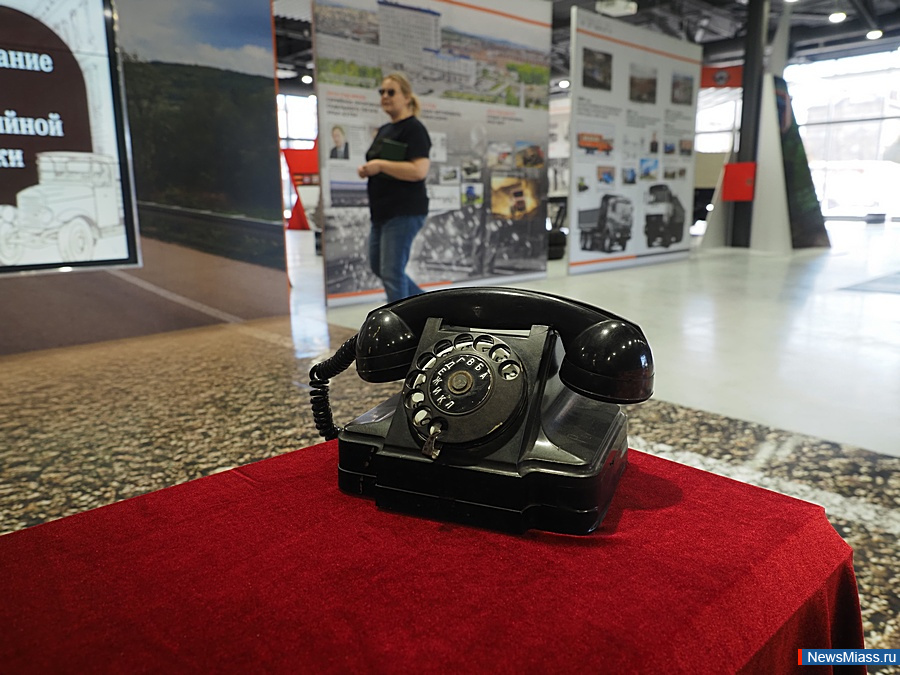 ������������� ������ ������ �������� � ������ � ������. ��������� "����" ����������� ������������ ��� ���������������, �� ������� ��������� ���������� ������� �� ������ �������� ������