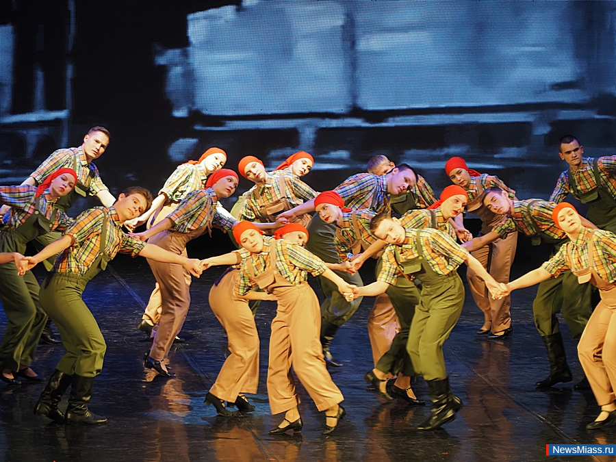 ������������� ������ ������ �������� � ������ � ������. ��������� "����" ����������� ������������ ��� ���������������, �� ������� ��������� ���������� ������� �� ������ �������� ������