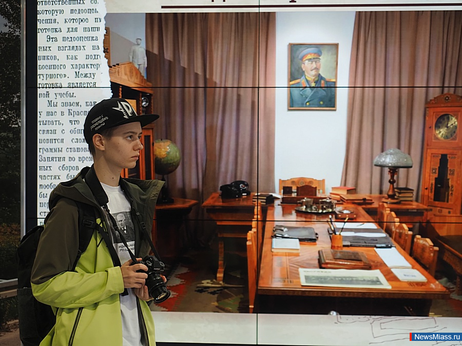 ������������� ������ ������ �������� � ������ � ������. ��������� "����" ����������� ������������ ��� ���������������, �� ������� ��������� ���������� ������� �� ������ �������� ������