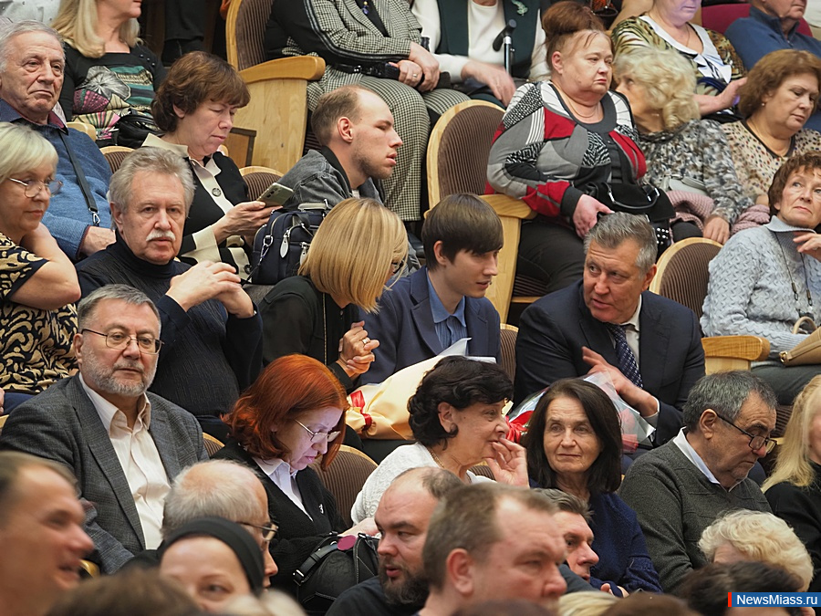 �� ����� ������ ��������� ���� ������ � "������� ������". ����� �� �������� VII �������������� ������������ ��������� ���� ������� ����� ���� �����