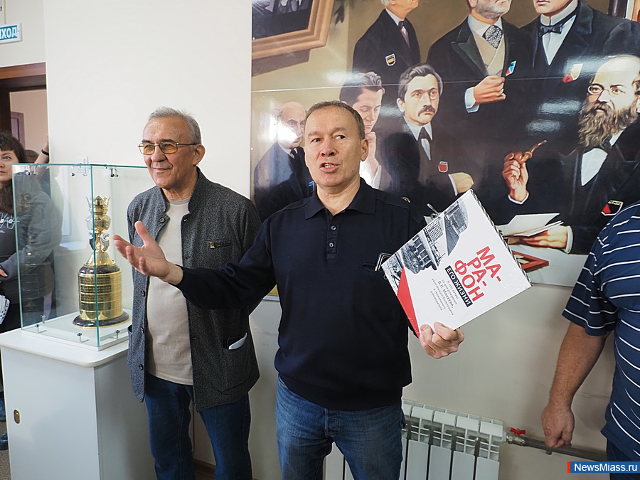   100-       .       24-      .. 