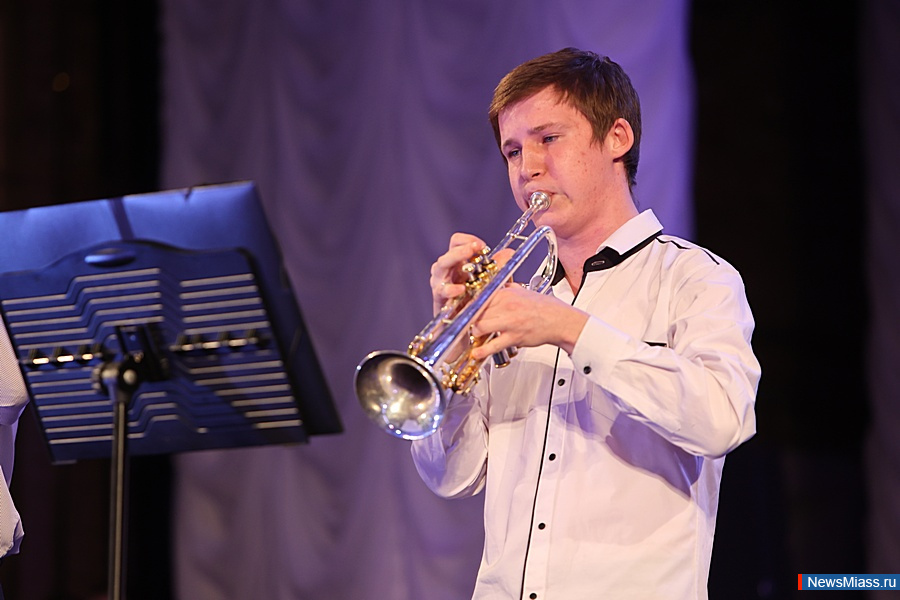 ������� ��������� � �������� ������ ������������ ������. ���������� ������ ������� � 55-������ ��������� ���������� �� ������ ������� ������