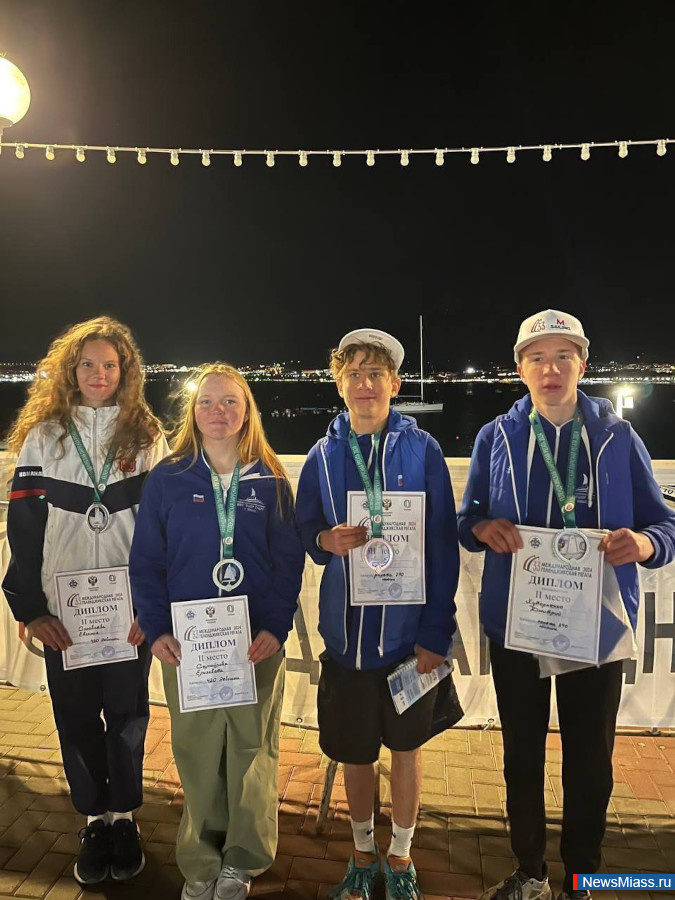 �������� ������ ������� ��������� �� 33-� ������������� ������. ���������� ����� "�����" �������� ���������� ����� ���������� �� ������������� �������������