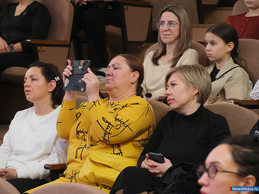  " :   "   .       2  ..     