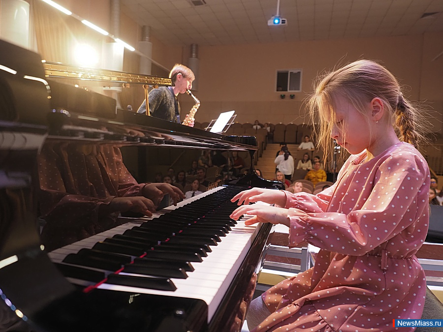  " :   "   .       2  ..     