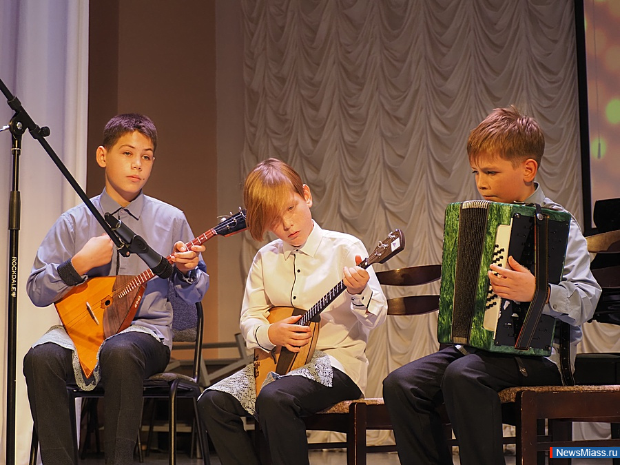 ������� "����������� �����: �������� � ����" ������ � ������. ������� ����� ������� ����� �������� � 2 ����� �.�. ������� ������� ������� ��������� �������������