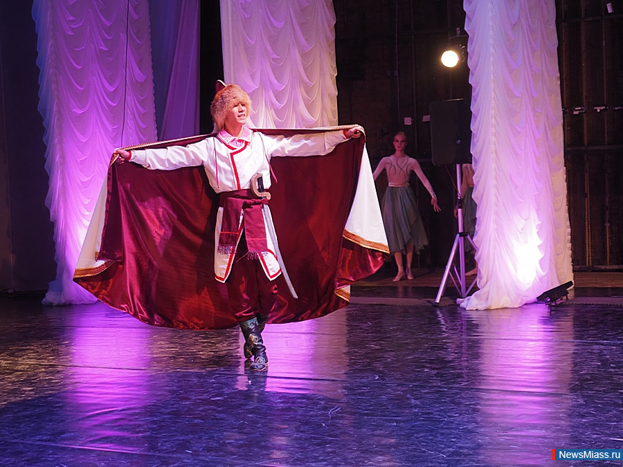 ��������� ������� "ZoV �����" ������ � ������. � �������� ����������������� ���������� ������� ������� ���������� �� ������� ����������� �������, � ����� ��� � �������������