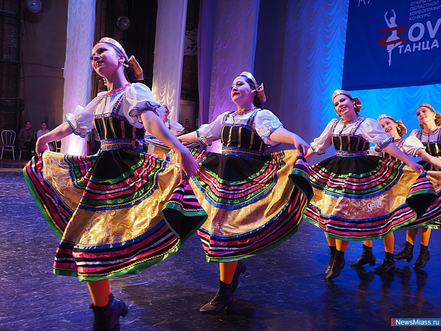   "ZoV "   .           ,     