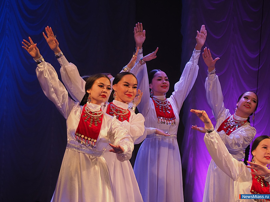   "ZoV "   .           ,     