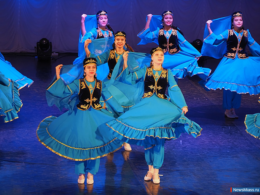 ��������� ������� "ZoV �����" ������ � ������. � �������� ����������������� ���������� ������� ������� ���������� �� ������� ����������� �������, � ����� ��� � �������������