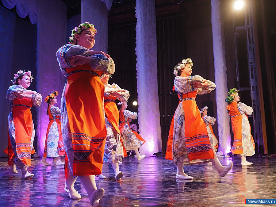   "ZoV "   .           ,     