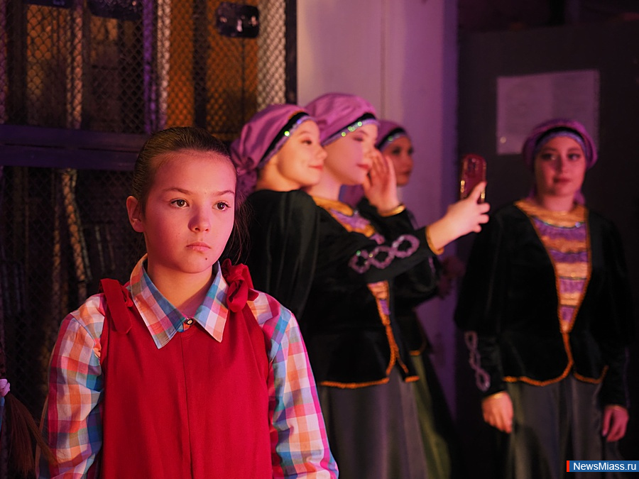 ��������� ������� "ZoV �����" ������ � ������. � �������� ����������������� ���������� ������� ������� ���������� �� ������� ����������� �������, � ����� ��� � �������������