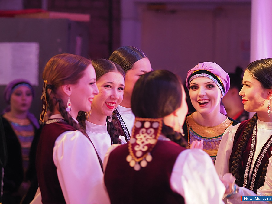 ��������� ������� "ZoV �����" ������ � ������. � �������� ����������������� ���������� ������� ������� ���������� �� ������� ����������� �������, � ����� ��� � �������������