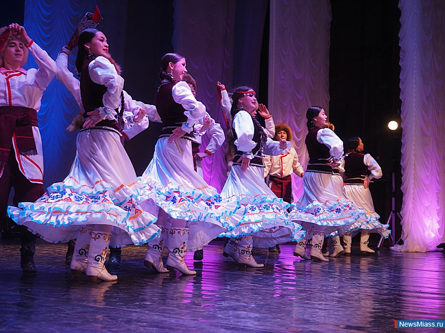 ��������� ������� "ZoV �����" ������ � ������. � �������� ����������������� ���������� ������� ������� ���������� �� ������� ����������� �������, � ����� ��� � �������������