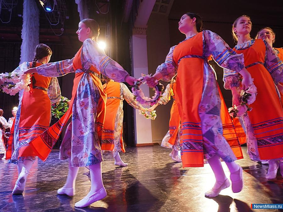 ��������� ������� "ZoV �����" ������ � ������. � �������� ����������������� ���������� ������� ������� ���������� �� ������� ����������� �������, � ����� ��� � �������������