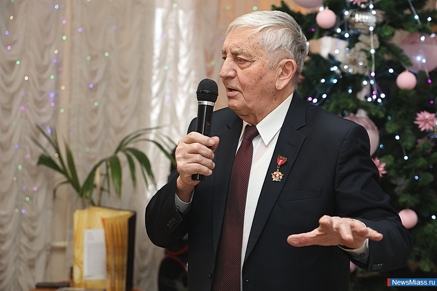   ,     60-70-   .       ,    -   