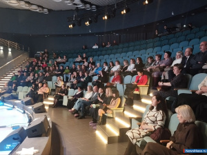 � ������ ������� ����� ������ � ����� �����������