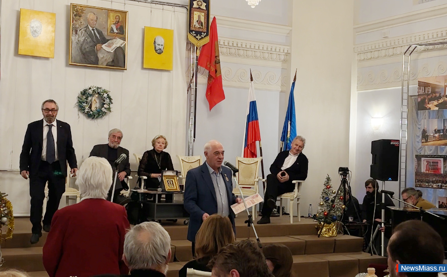 ��������� ���������� ������ ������� ������ ����� ���������. ����� ����� ������� "����� � ���� ������ �� �����" ��������� ������������ ������ "��������� ��������"