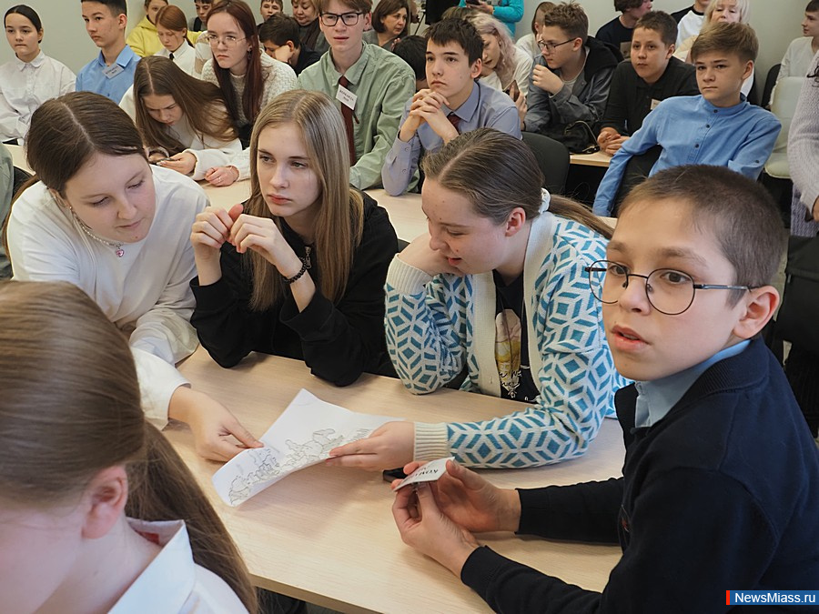 ��������� ������ ������������� � ������ �����-����. ������ ������� �������� �� ������ ���� ������ ������� ������� � ���������� "���� ������ - ����� ���� ������"