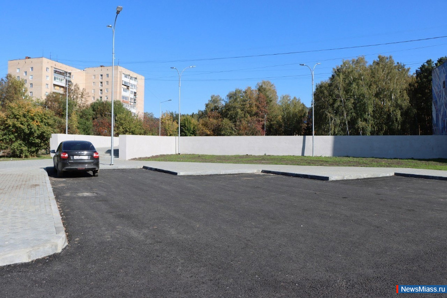       "   "?.   ,     ,     ""