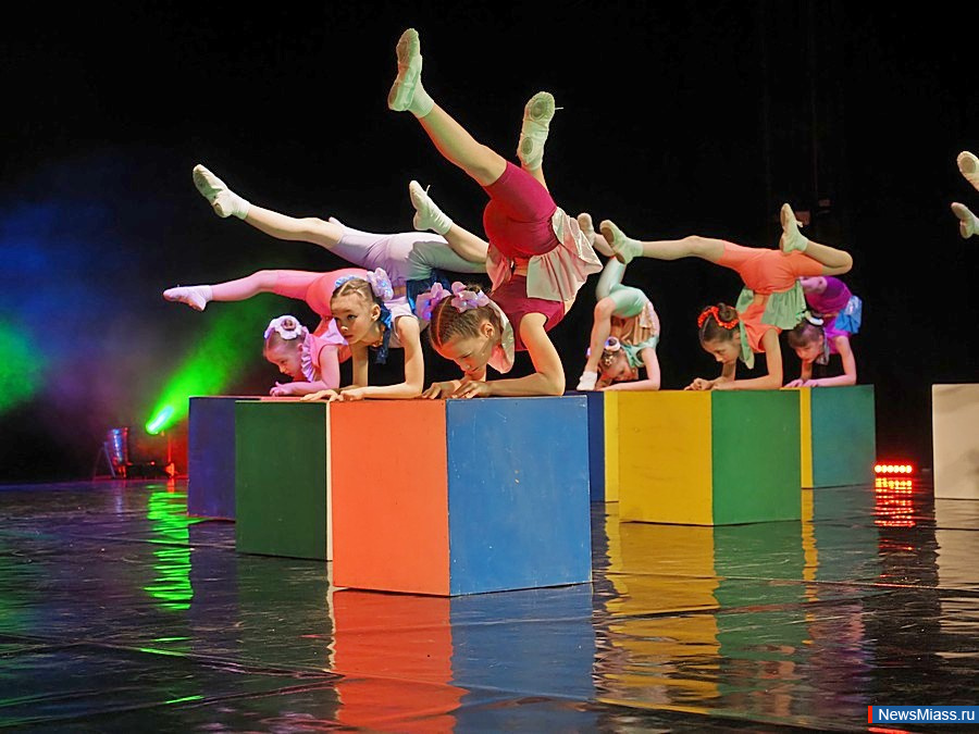    ""  35- .        : ,  , , , 