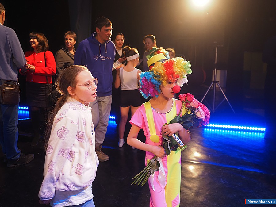    ""  35- .        : ,  , , , 