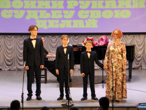 ���� �������� ��������� � ��������� � ��� ������