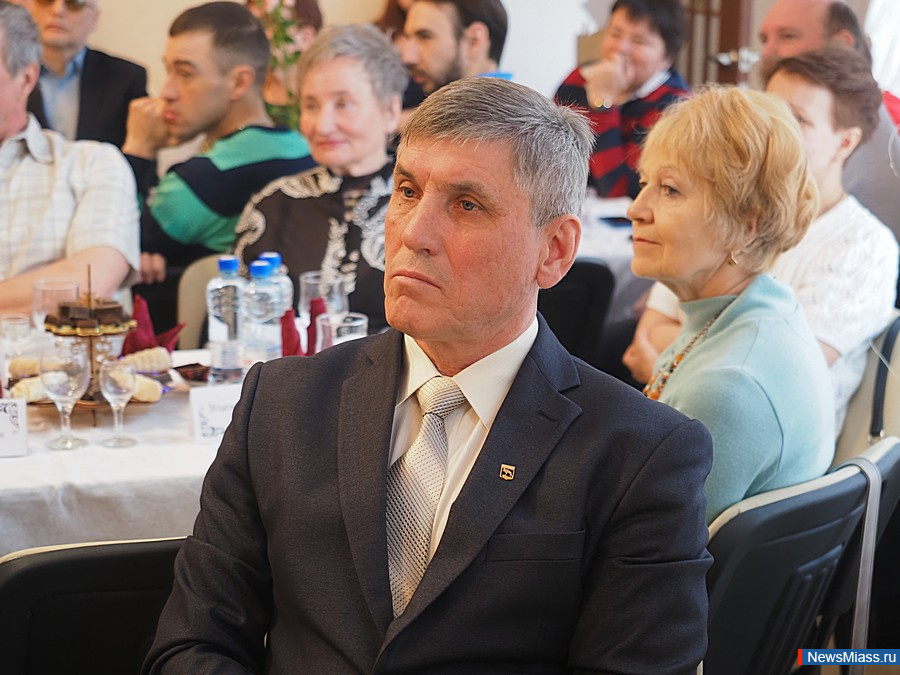   ""  35- .  ""       ,  ,      