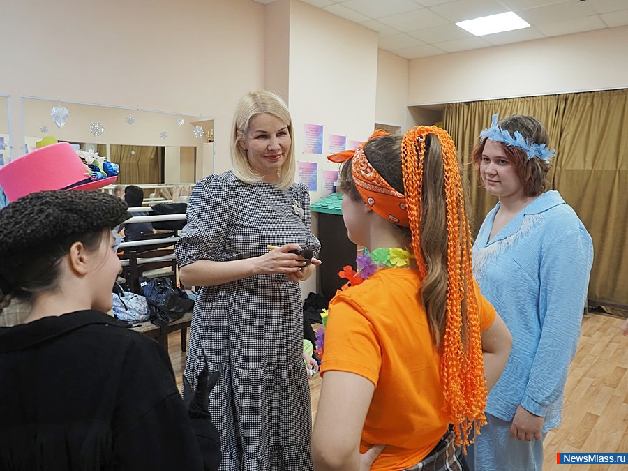  "   -"   .     ,     -      