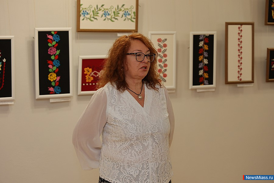     " , ,  ".      35   , ,    