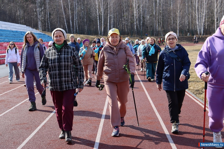      ,    .       "10 000   "