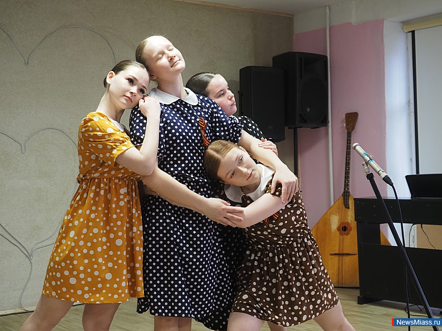 "  "      .      2    ,   