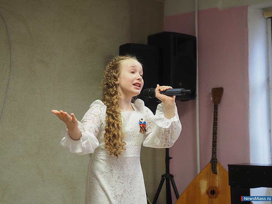 "  "      .      2    ,   