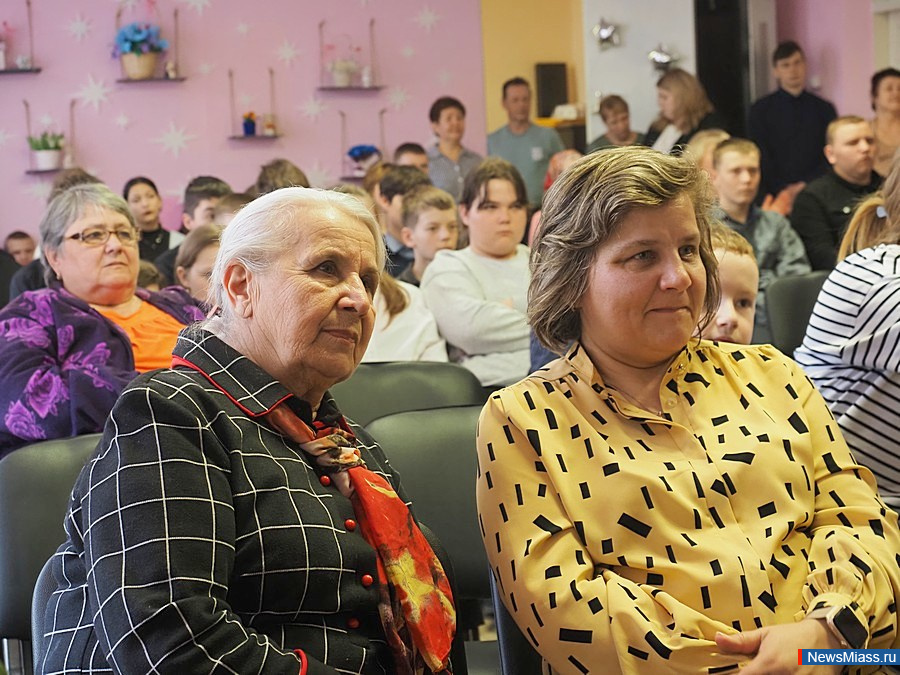 "  "      .      2    ,   